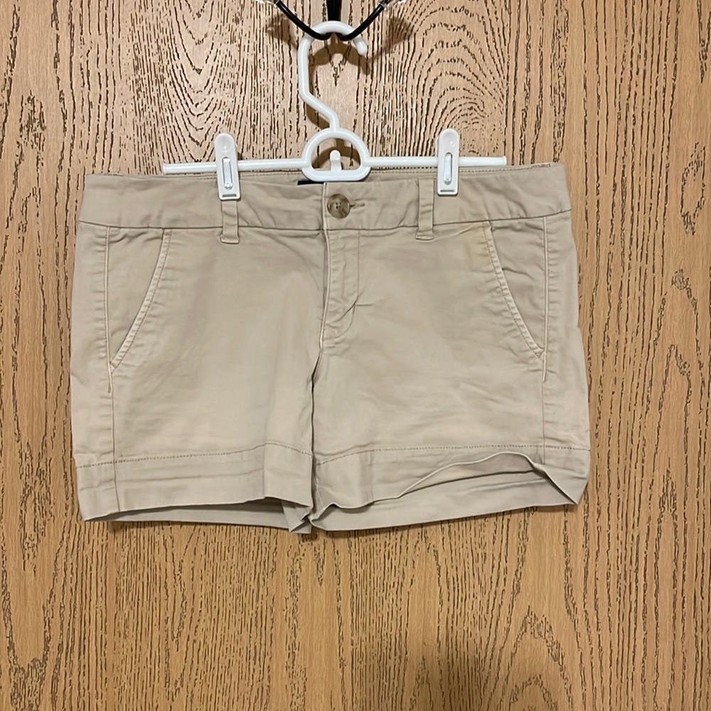 Woman’s American Eagle Shorts